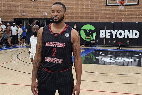 现出了其出 现出了其出