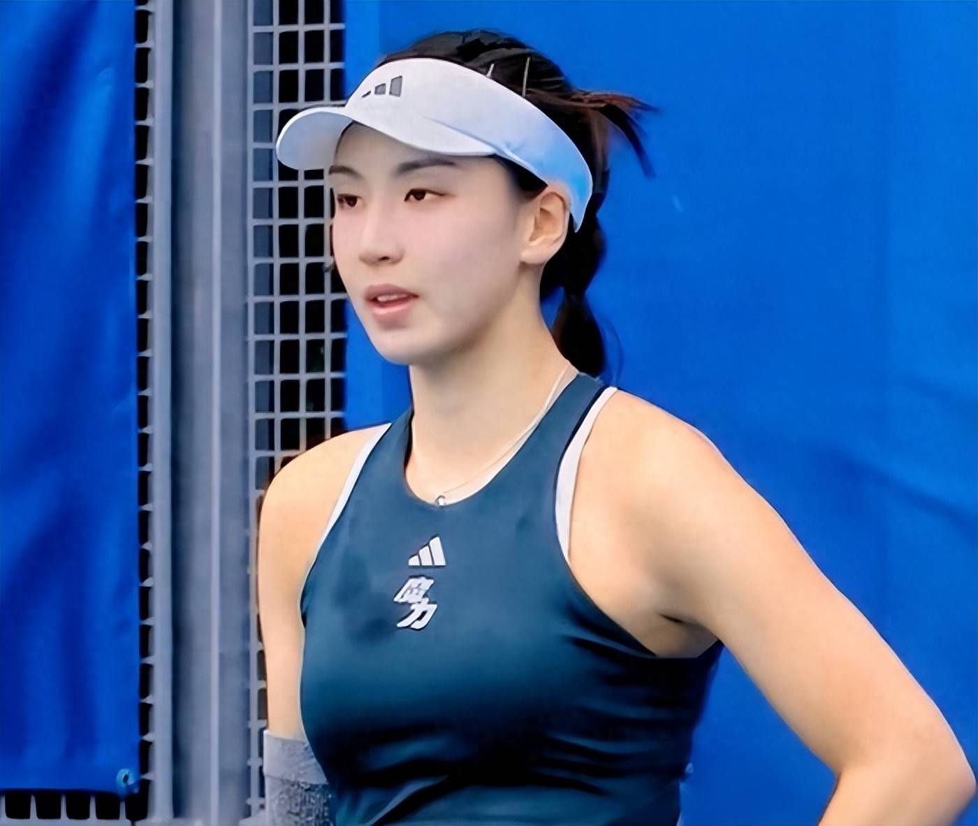 撞墙打穿肋 撞墙打穿肋